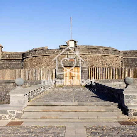 The Mint Cruz, By Nivariahost Santa Cruz de Tenerife