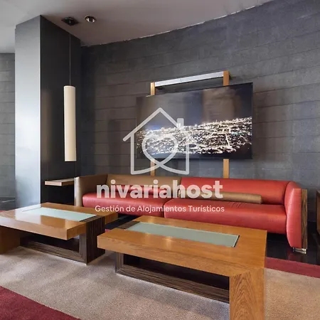 The Mint Cruz, By Nivariahost Santa-Cruz de Ténérife