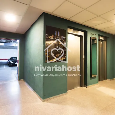 The Mint Cruz, By Nivariahost * Santa Cruz de Tenerife