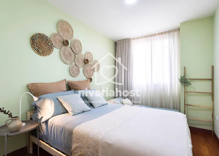 The Mint Cruz, By Nivariahost דירה *