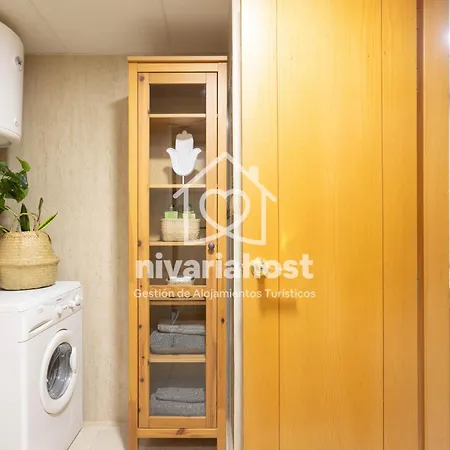 The Mint Cruz, By Nivariahost 아파트