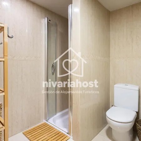 The Mint Cruz, By Nivariahost 산타크루스데 테네리페