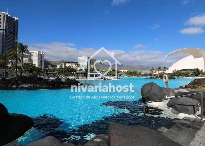 The Mint Cruz, By Nivariahost Santa Cruz de Tenerife