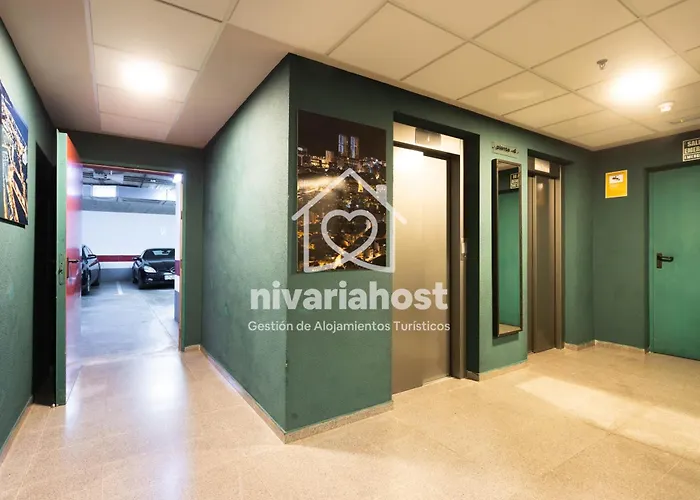 The Mint Cruz, By Nivariahost * Santa Cruz de Tenerife